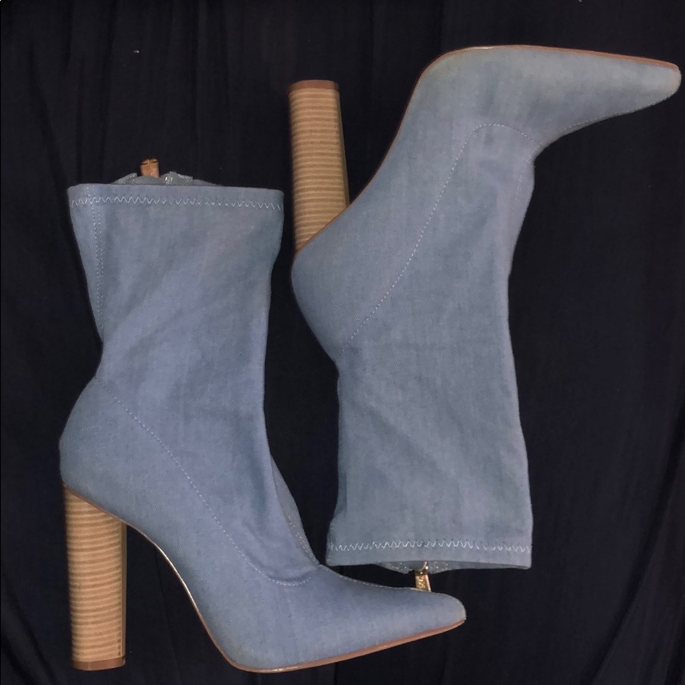 Blue Booties 🥶